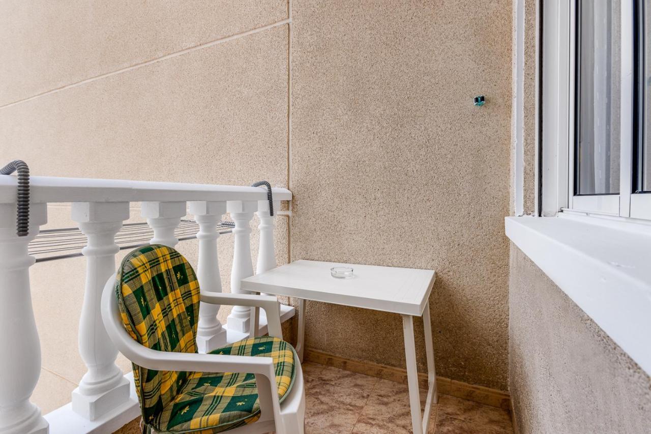 Apartment Caballero De Rodas ตอร์เรเวียคา ภายนอก รูปภาพ