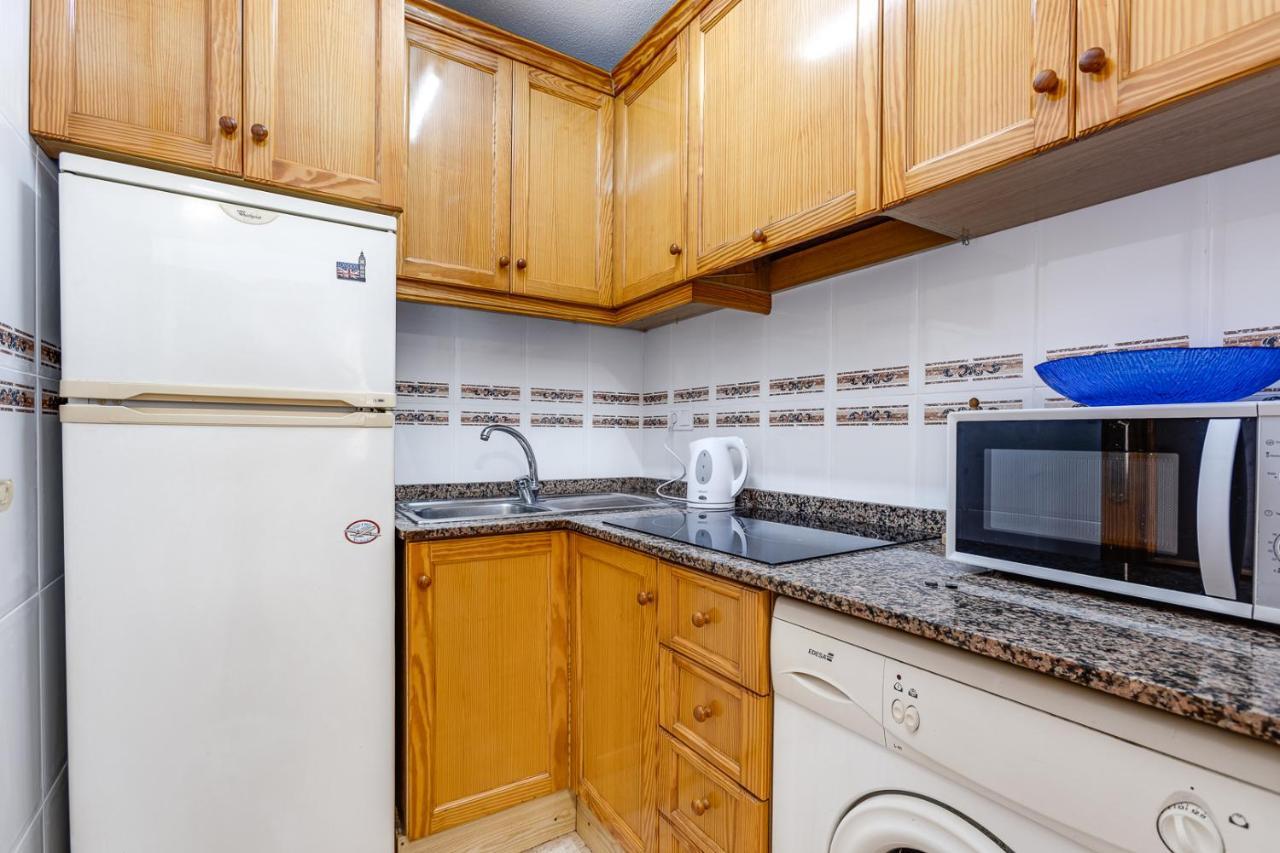 Apartment Caballero De Rodas ตอร์เรเวียคา ภายนอก รูปภาพ