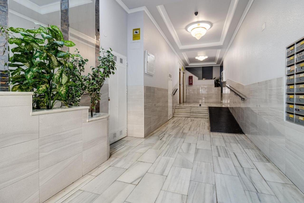Apartment Caballero De Rodas ตอร์เรเวียคา ภายนอก รูปภาพ