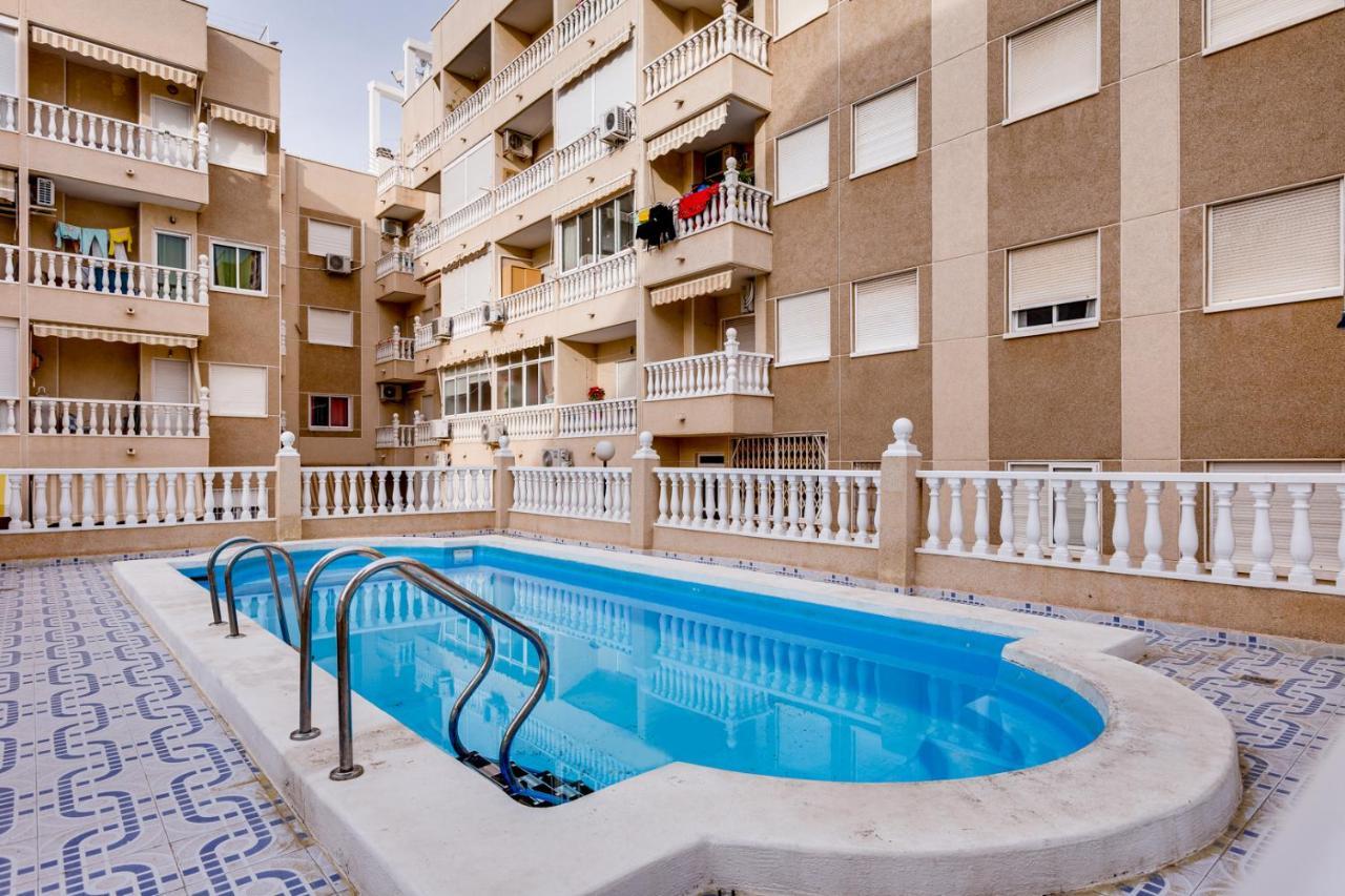Apartment Caballero De Rodas ตอร์เรเวียคา ภายนอก รูปภาพ
